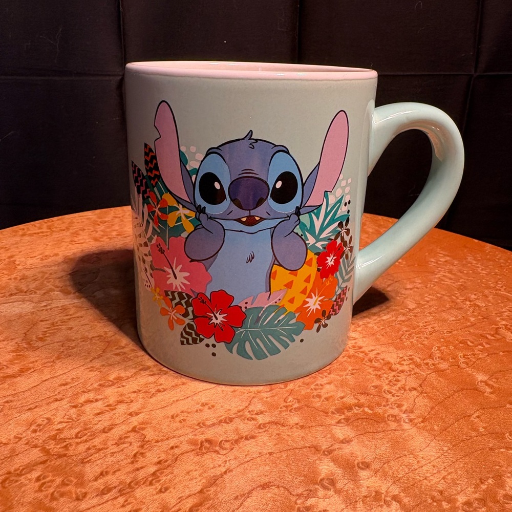 Disney Lilo & Stitch "Weird But Cute" Ceramic Mug 14oz like new!!